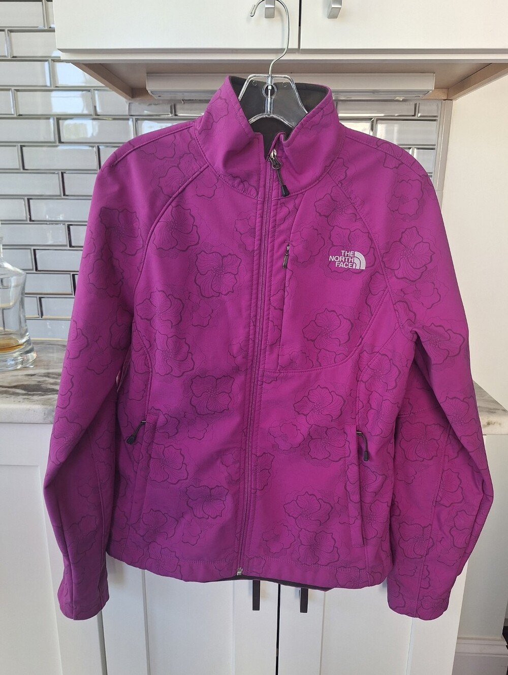 The North Face Girls' Magenta Floral-Print Soft Shell Jacket